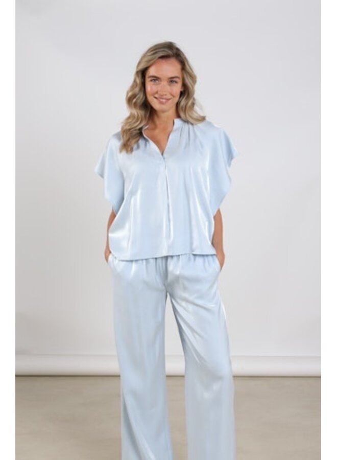 NKS01131 312 Nukus Taylor Top Shiny Cloudy