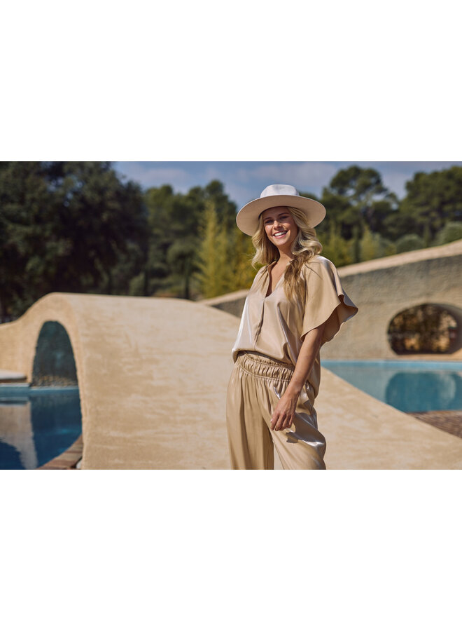 NKS01131 9 Nukus Taylor Top Shiny Sand