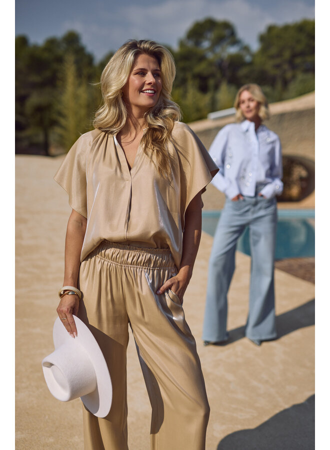 NKS01131 9 Nukus Taylor Top Shiny Sand