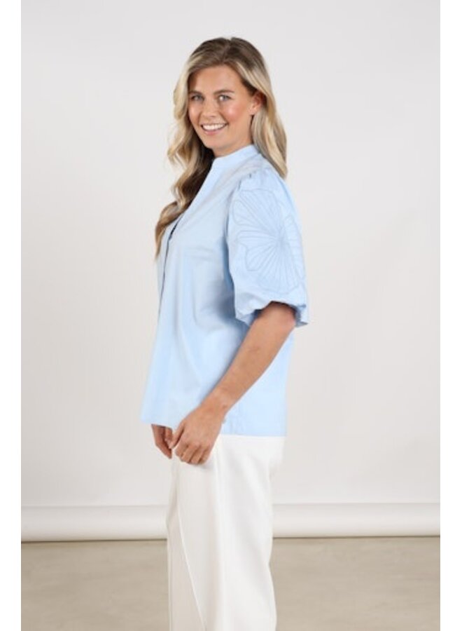 NKS02214 312 Nukus Dani Blouse Cloudy