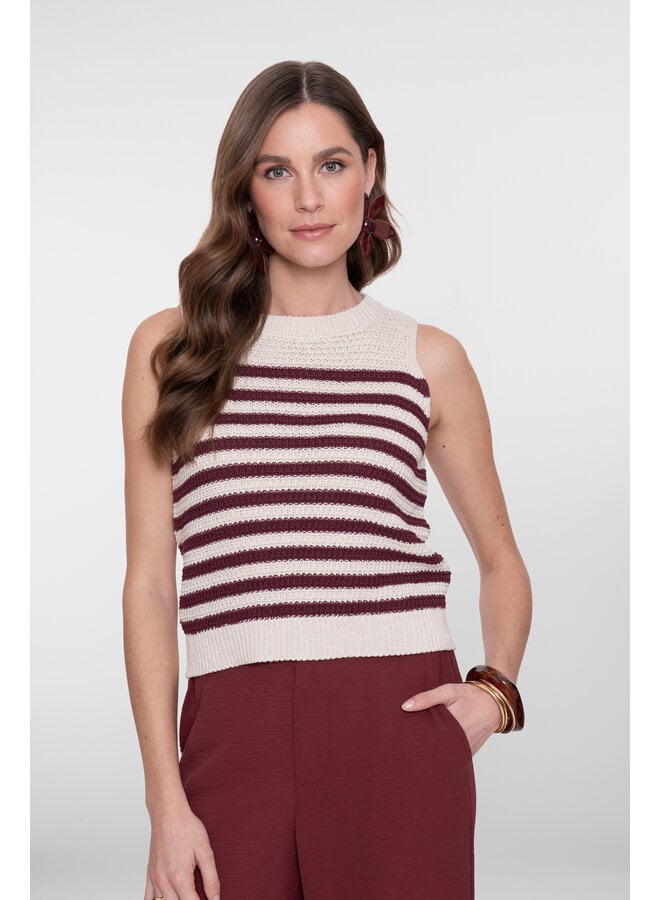 64093-70 010 Geisha Spencer striped off-white/cherry red