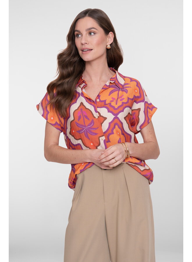 63247-20 718 Geisha blouse ecru/mango/purple