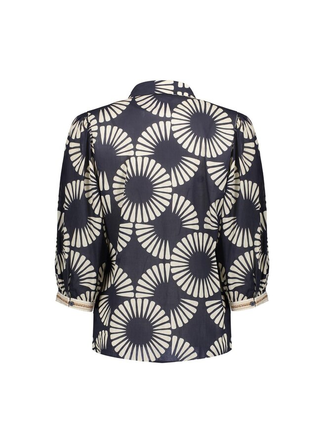 63208-20 999 Geisha blouse black/ecru