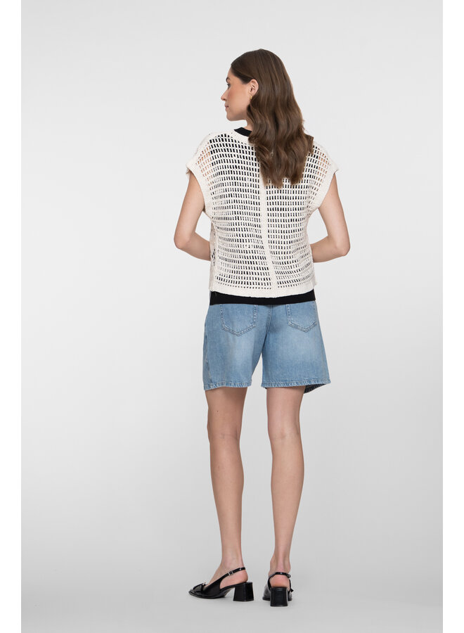 61027-10 810 Geisha Jeans shorts soft wash blue denim soft wash