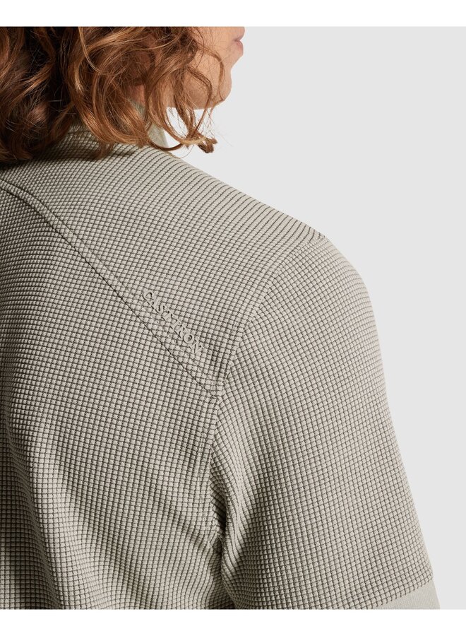 CPSS2603852 9105 Cast Iron Short sleeve r-neck regular fit two tone waffle Belgain Block