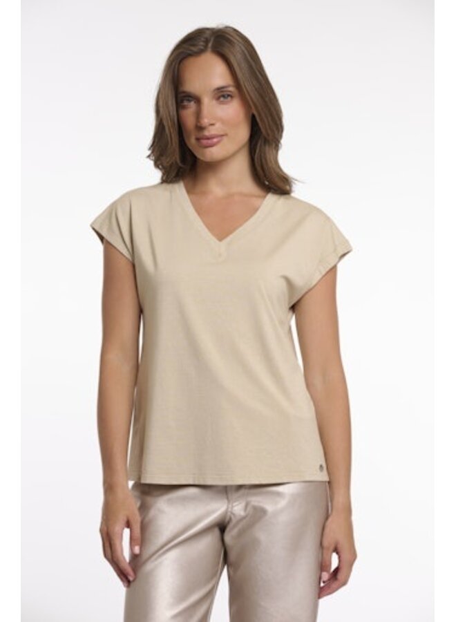 Kristel.7002622 Rino & Pelle Cap sleeve top with rounded neckline  Light bark