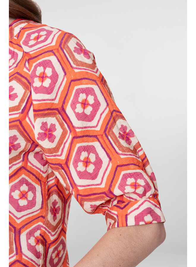 63245-20 718 Geisha blouse ecru/orange/cassis