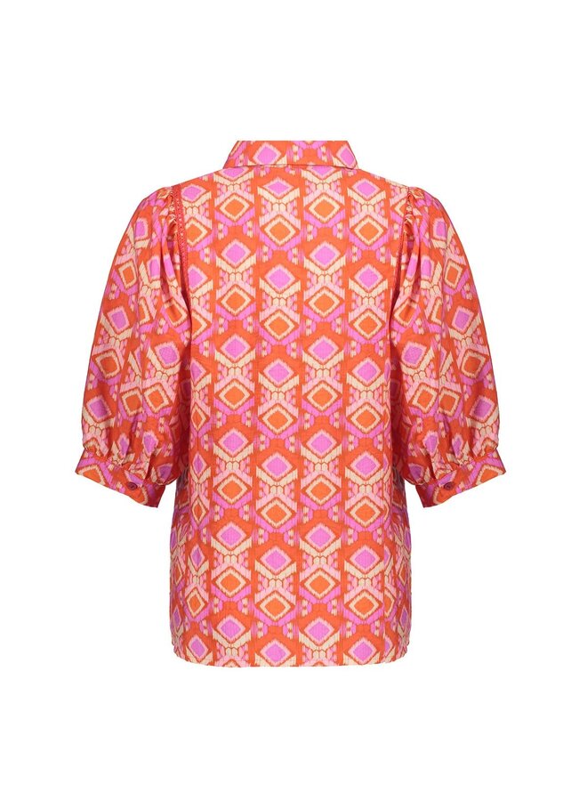 63195-20 450 Geisha blouse anderine red/Ecru