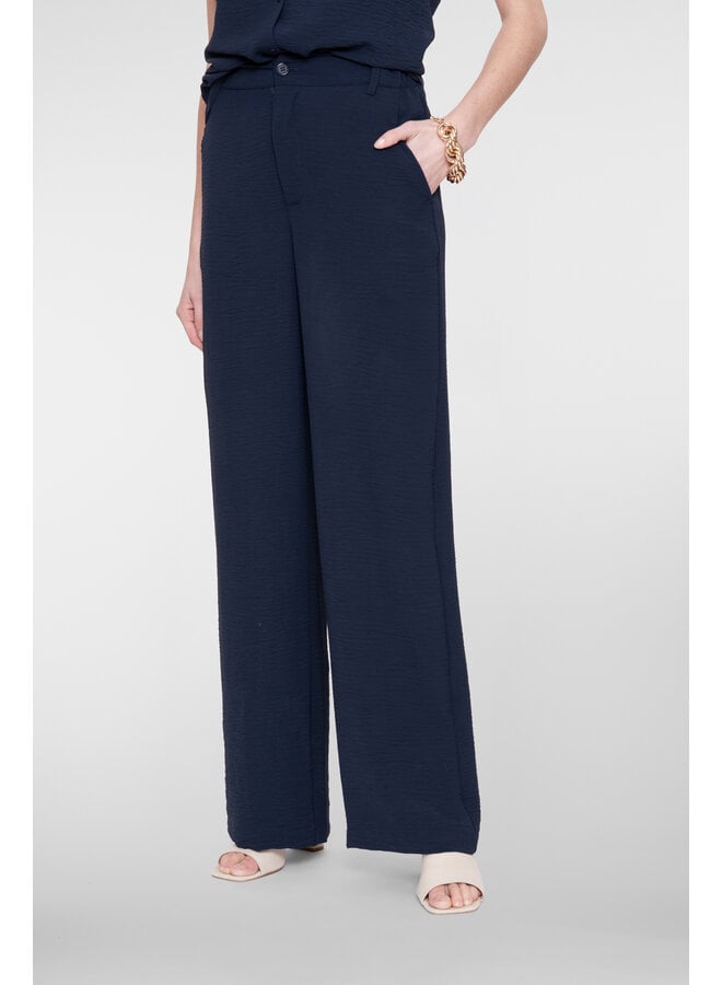 61111-21 675 Geisha Pants crinckle navy