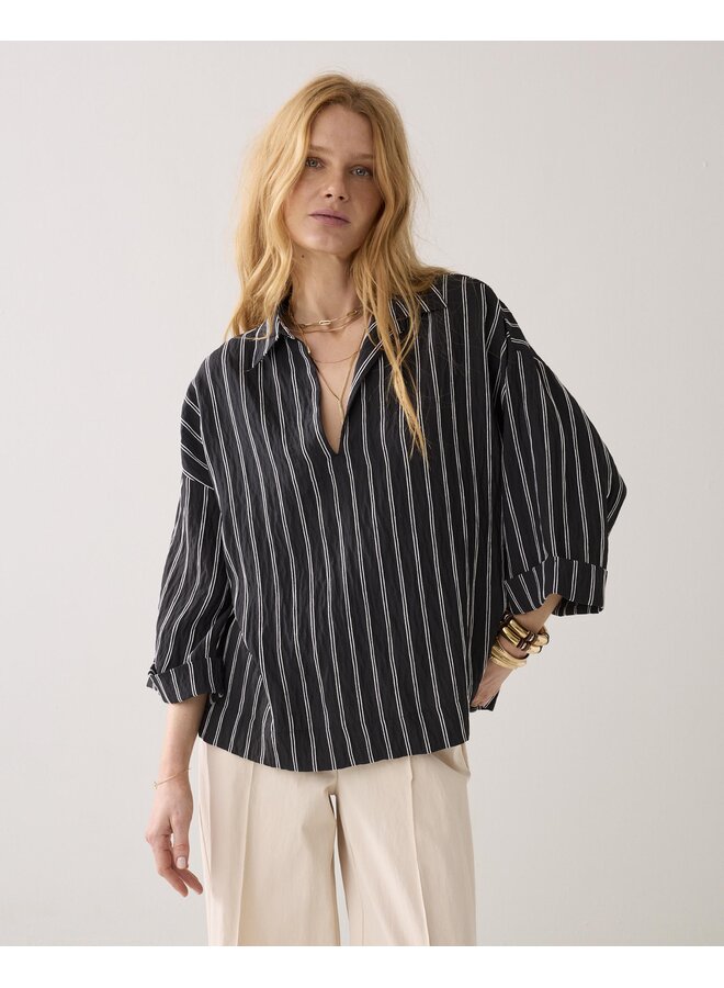 2s3420-12389 985 Summum Top Chenille stripe  Blackivory