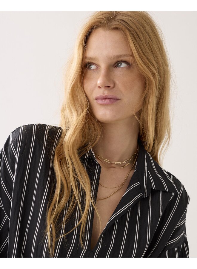 2s3420-12389 985 Summum Top Chenille stripe  Blackivory