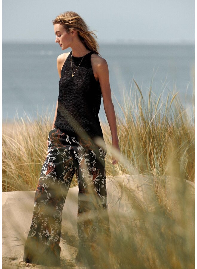 7s7981-70062 990 Summum Top halter Shiny cord yarn knit  Black