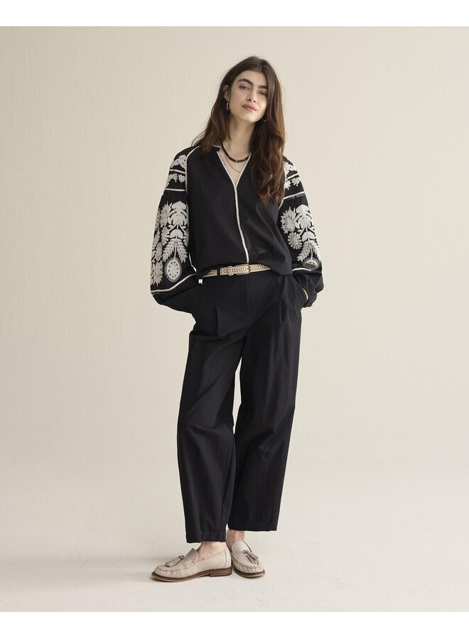 2s3363-12420 990 Summum Top sleeve Embroidered cambric cotton  Black