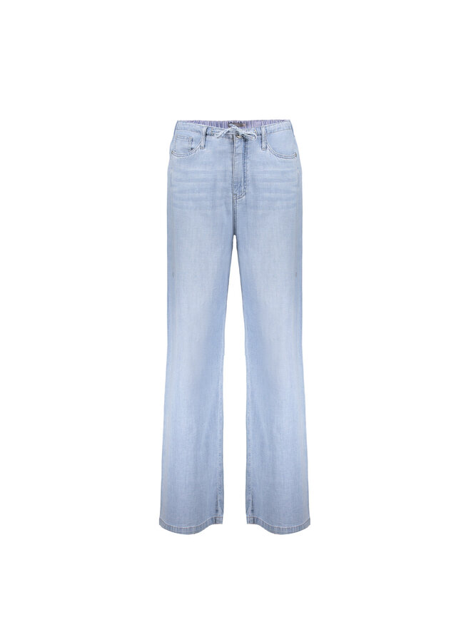 61318-10 830 Geisha Jeans wide bleached denim