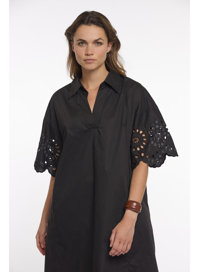 CeylinRegular.7002623 Rino & Pelle Regular length wide dress with sleeve detail  Black