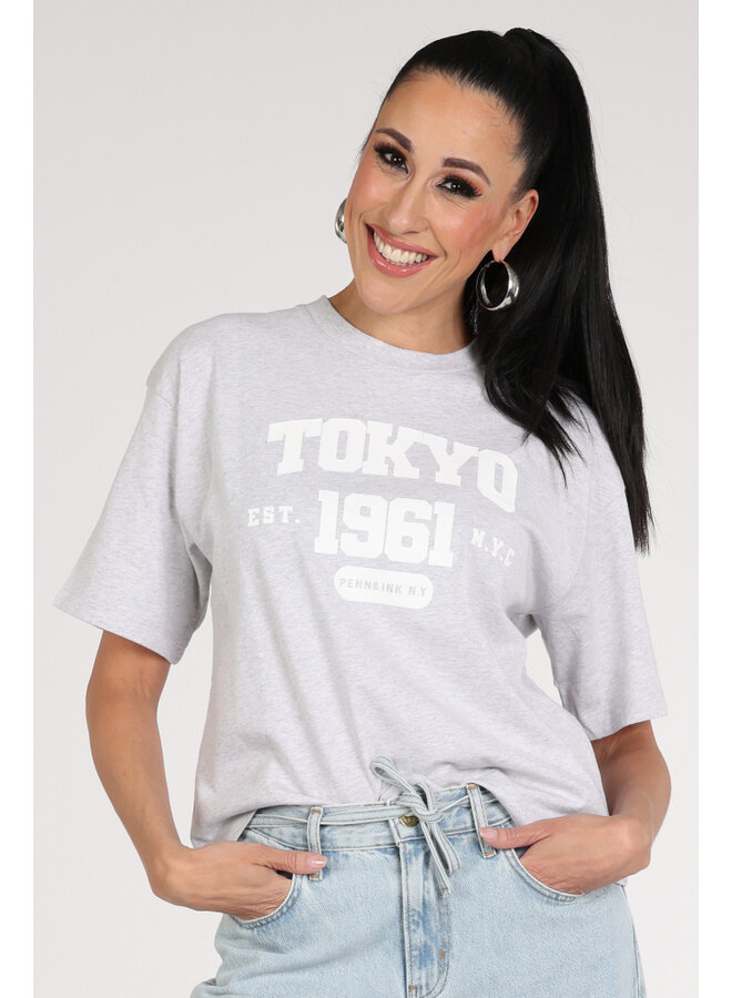 S26F1812 83m-01 Penn & Ink T-shirt print grey melange - white