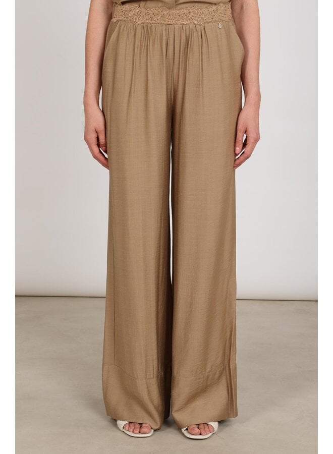 NKS09070 64 Nukus Merel Pants Camel