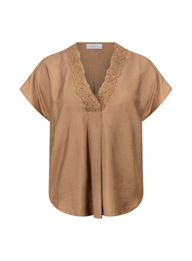 NKS01122 64 Nukus Marlijn Top Camel