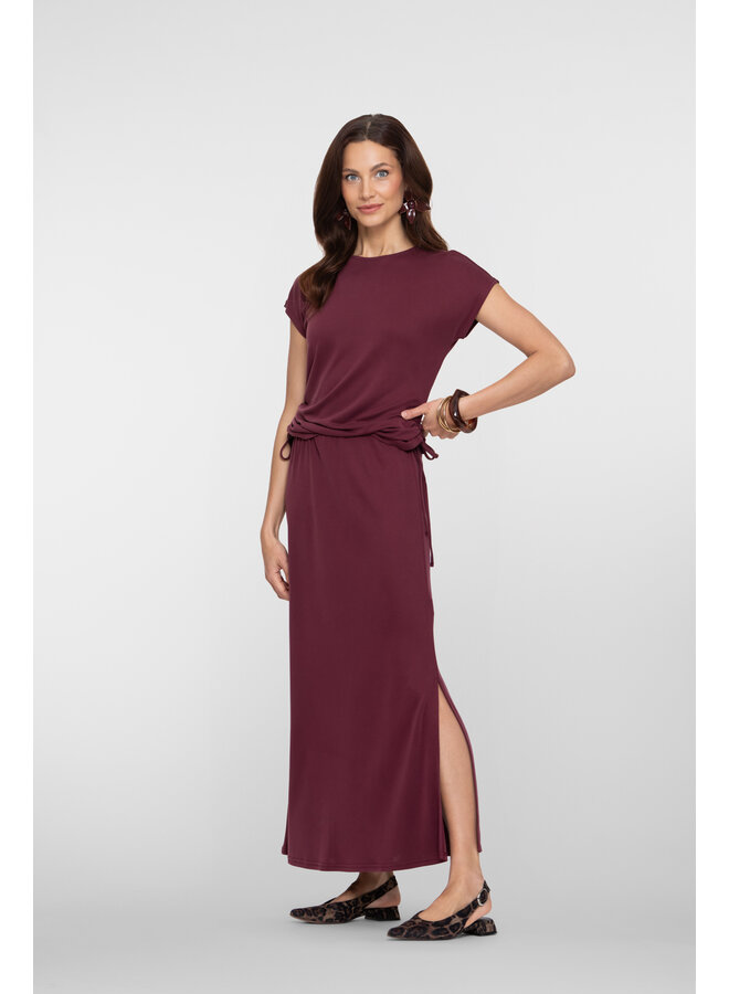 62330-20 470 Geisha top bordeaux