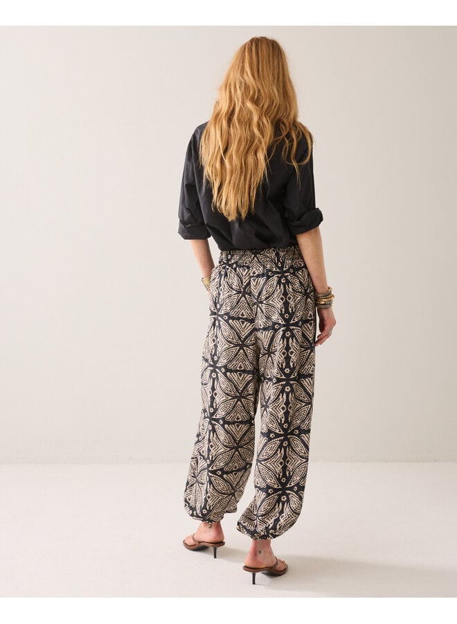 4s3001-12448 990 Summum Trousers Ethnic black