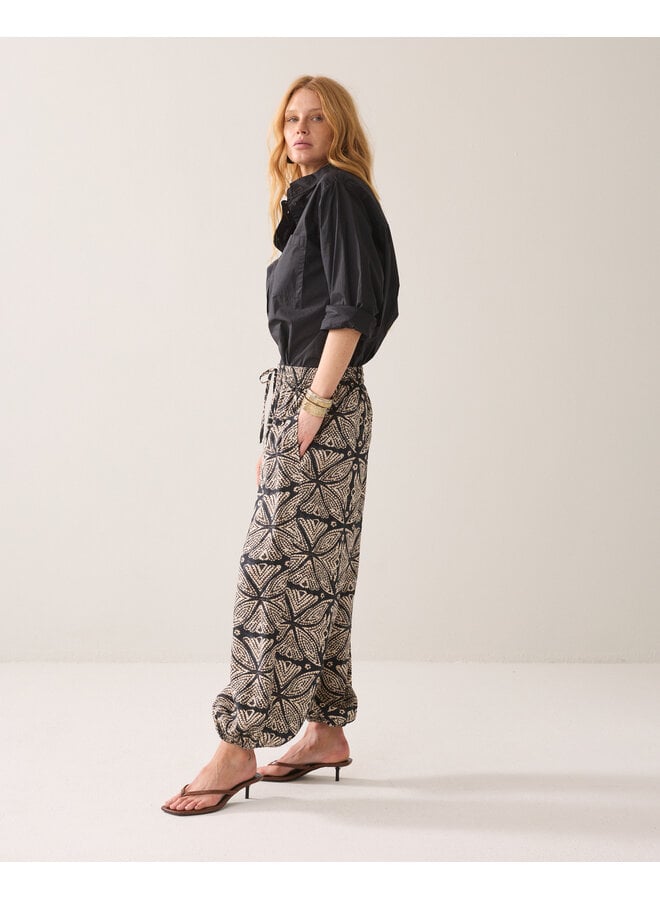 4s3001-12448 990 Summum Trousers Ethnic black