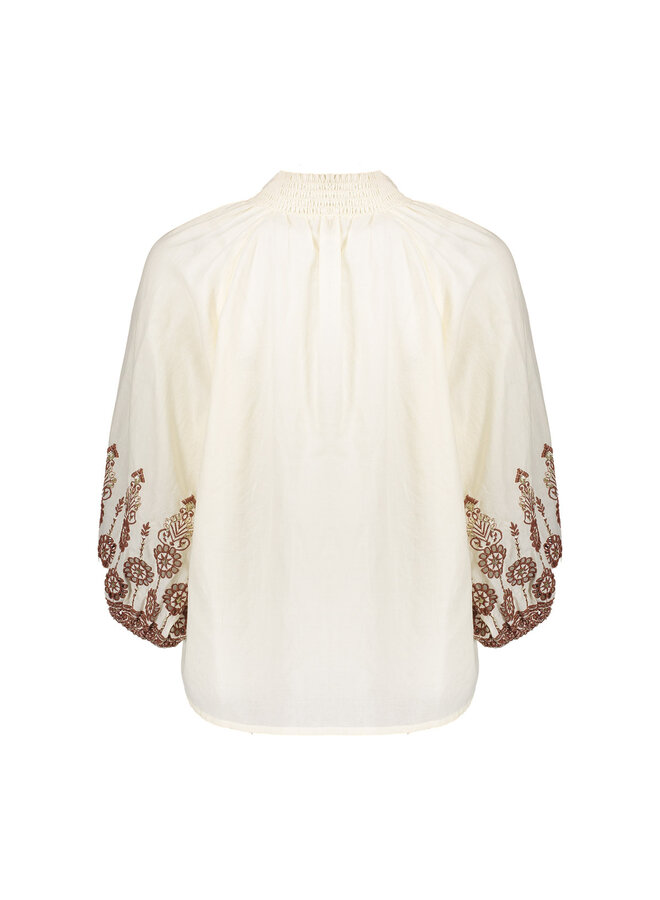 63434 10 Geisha Blouse embroidered sleeves Off white