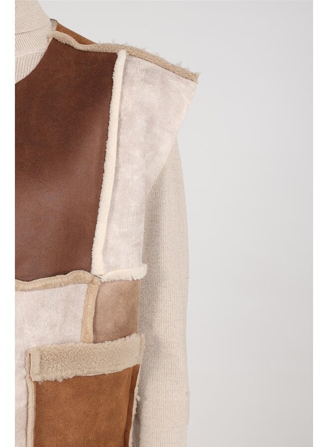 NKF08030 386 Nukus Helen Gilet Sand/Toffee