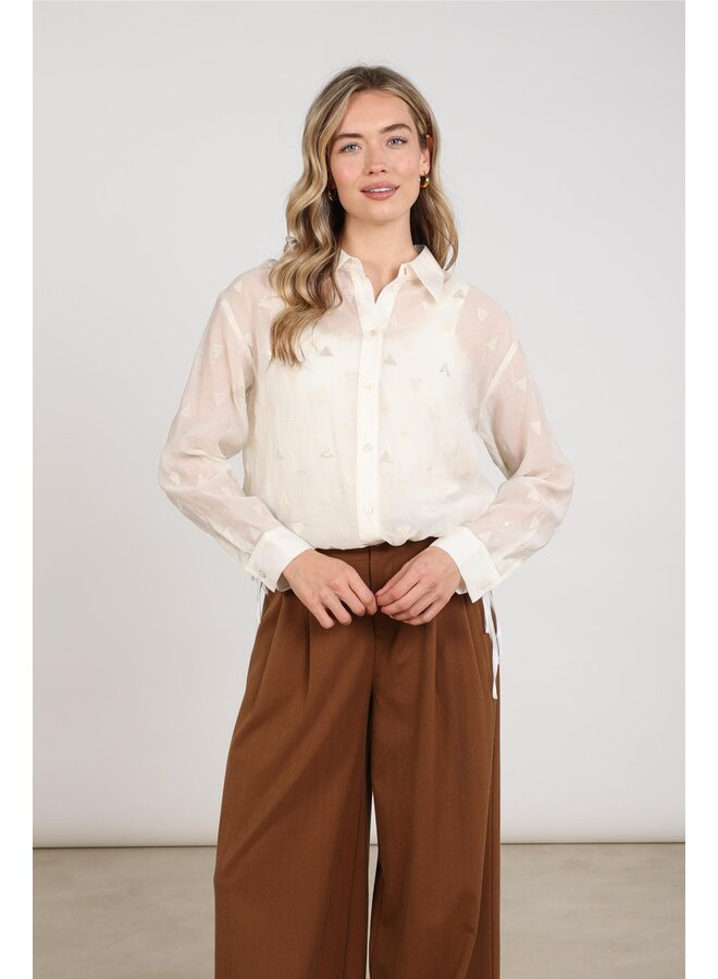 NKF02182 17 Nukus Ally Blouse Square Embroidery Off White