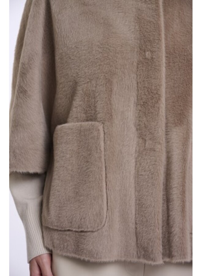 Dewi 7002611 Rino & Pelle Faux fur cape Mocha latte
