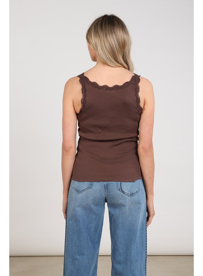 NKF06003 334 Nukus Maddie Singlet Lace Chocolate