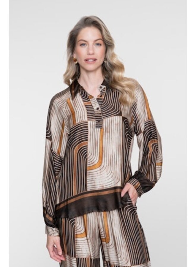63570-70 775 Geisha Blouse satin AOP brown/sand