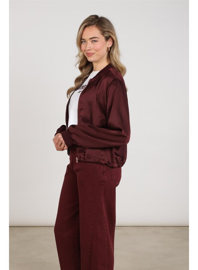 NKF13127 333 Nukus Dena Jacket Shiny Cherry
