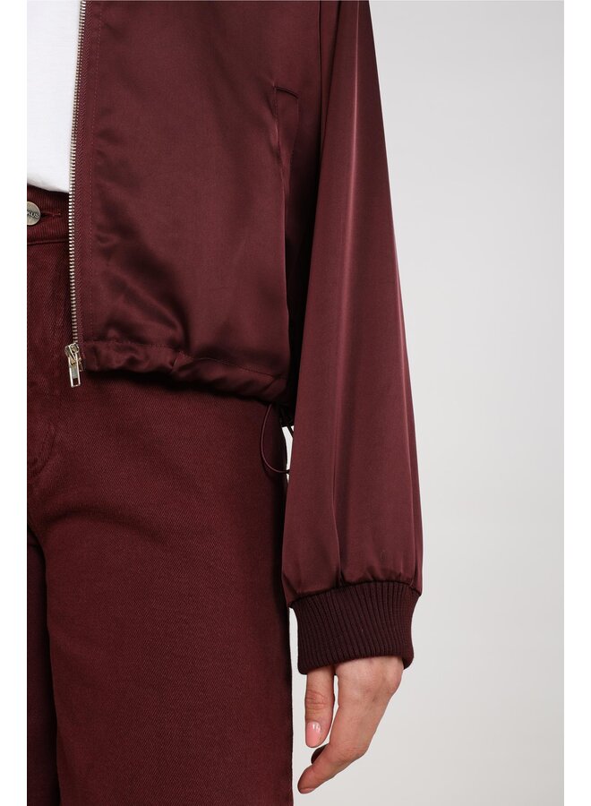 NKF13127 333 Nukus Dena Jacket Shiny Cherry