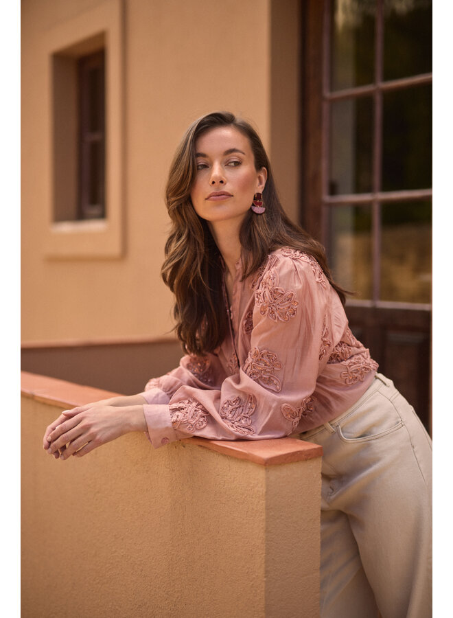 NKF02156 336 Nukus Antonella Blouse Paillet Flower Rose