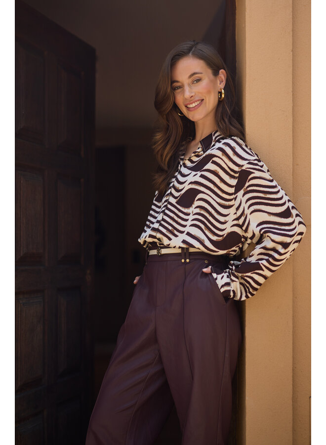 NKF02138 392 Nukus Adora Blouse Zebra Offwhite/Cherry