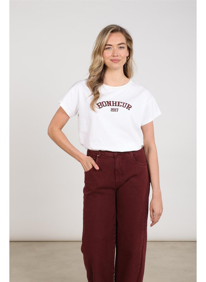 NKF04020 392 Nukus Senna T-shirt Offwhite/Cherry