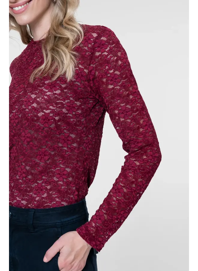 62586-14 470 Geisha Top lace bordeaux