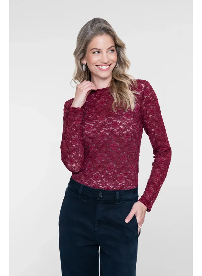 62586-14 470 Geisha Top lace bordeaux