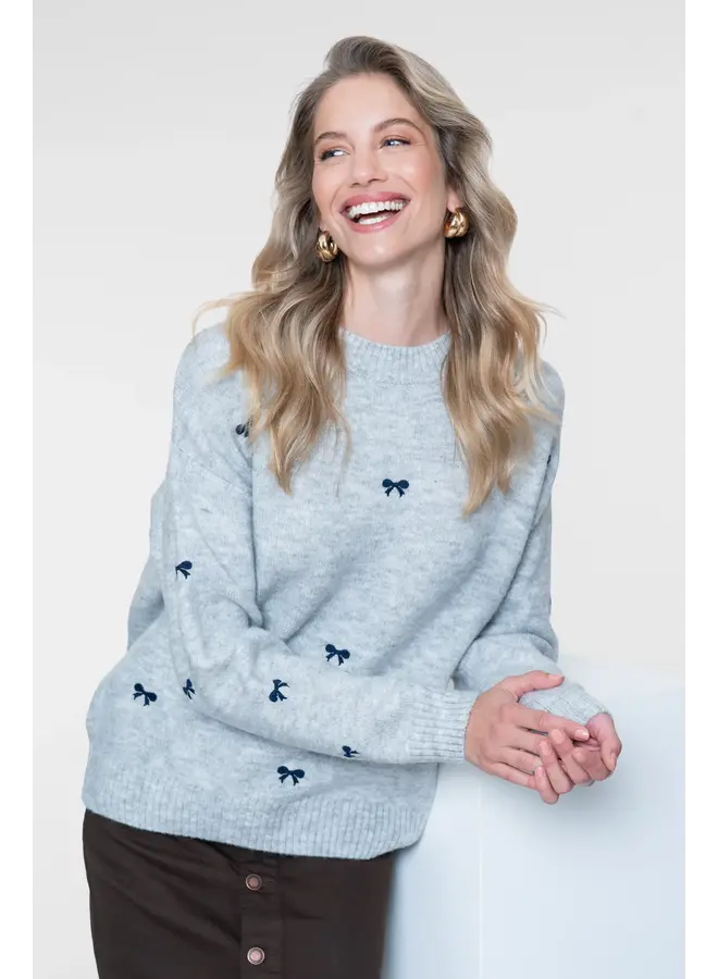 64538-23 925 Geisha Pullover embro bowtie grey/navy