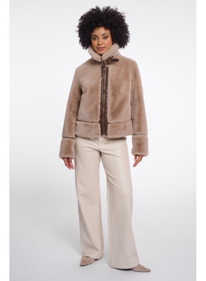Lambra.7002612 Rino en Pelle Short faux fur jacket Oat
