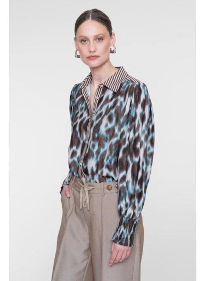 63713-20 675 Geisha blouse navy/brown