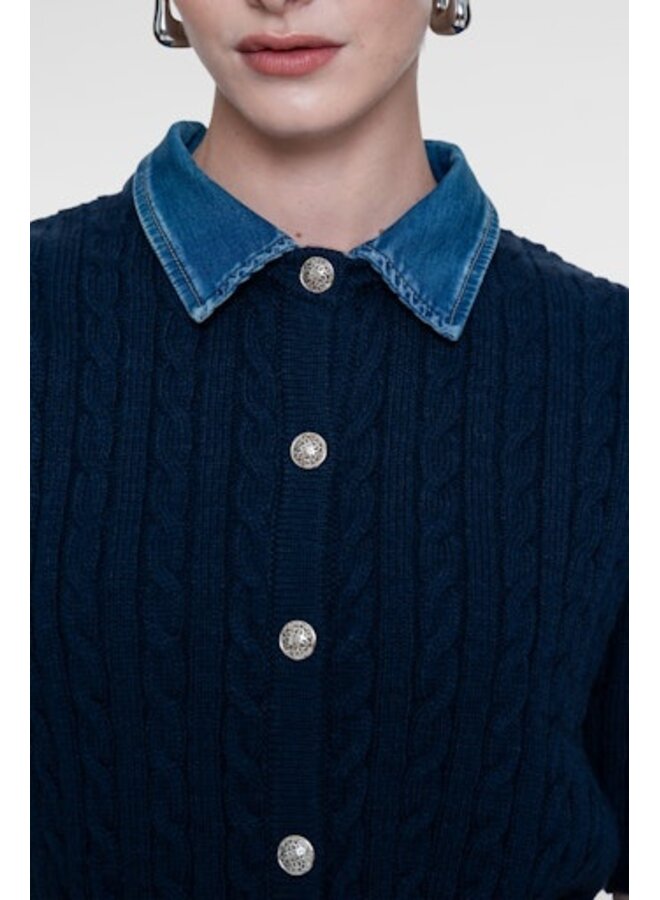 64507-10 675 Geisha Cardigan + denim collar navy/denim