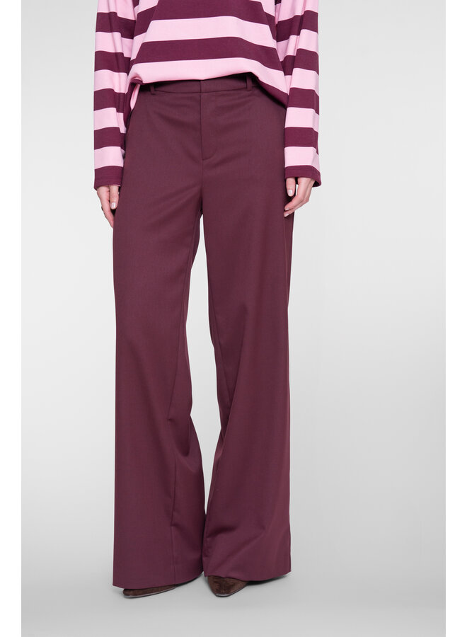 61616-32 485 Geisha Pantalon port
