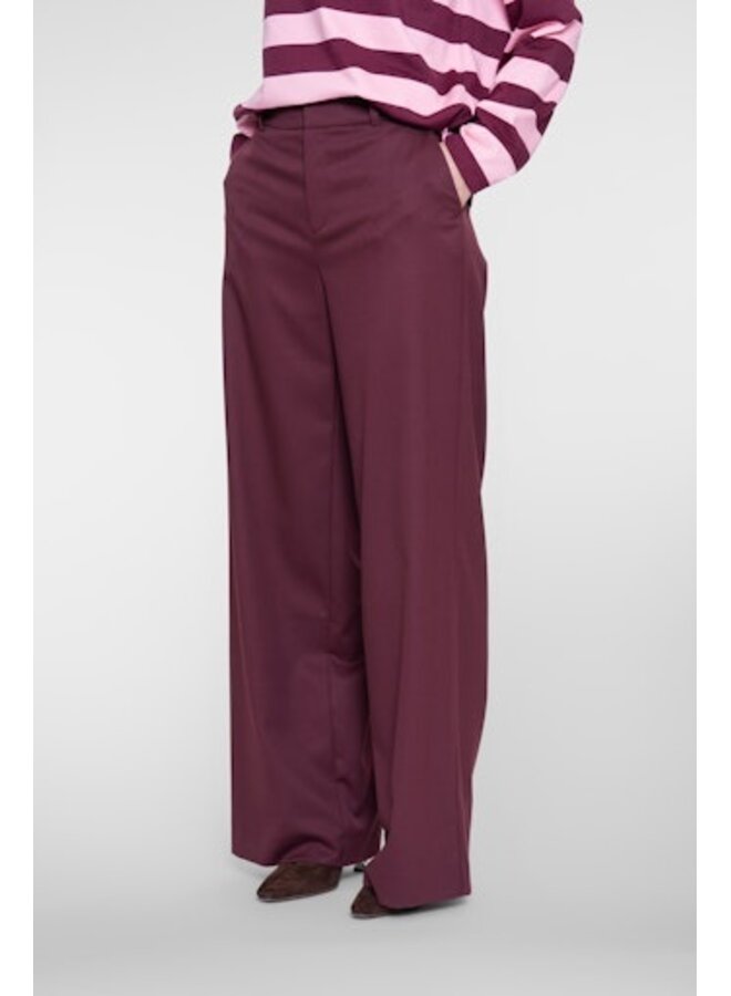 61616-32 485 Geisha Pantalon port