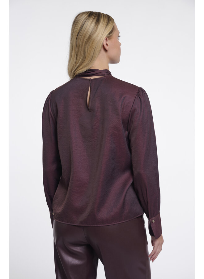 Bryanna.7002611 Rino en Pelle Blouse with bow tie neck Fudge cloak