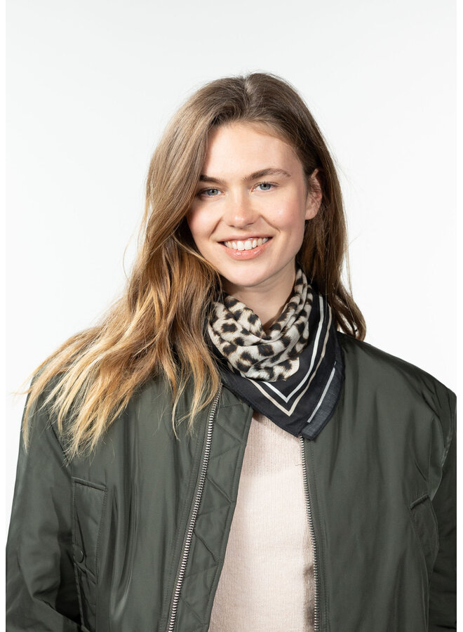 6917033 Barts Rigga Scarf print beige