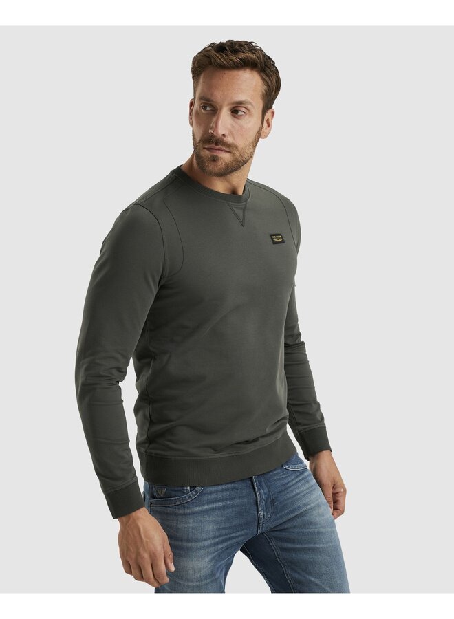 PLS0000431 8039 PME Legend Airstrip Sweat Beluga