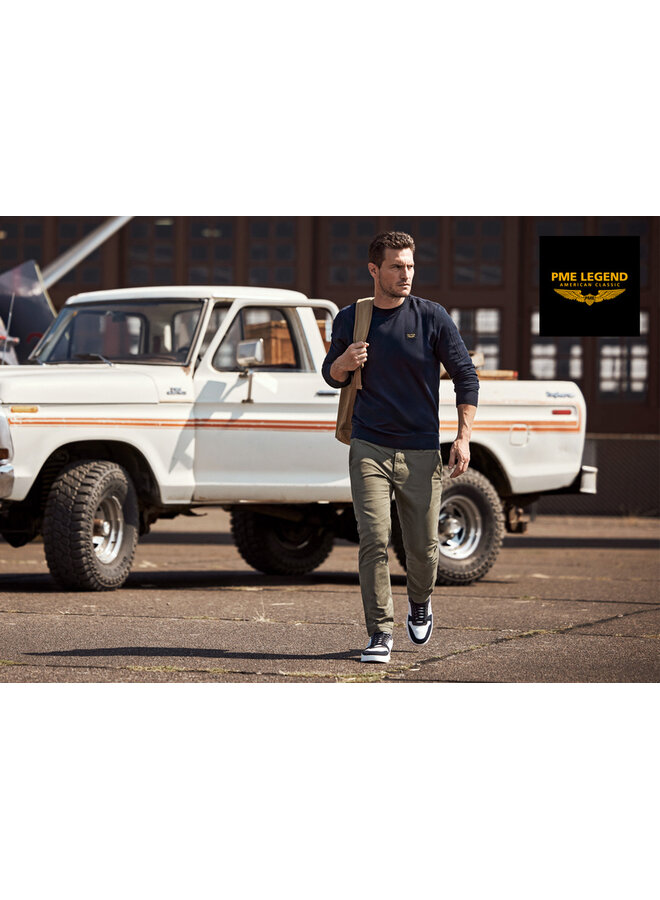 PLS0000431 5073 PME Legend Airstrip sweat Sky Captain
