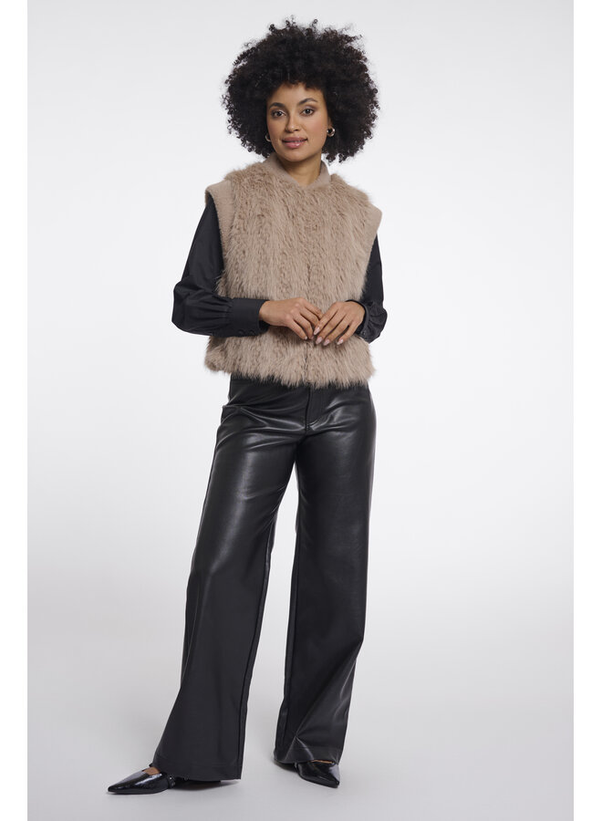Alvita.7002612 Rino en Pelle Faux fur waistcoat with hook & eye closure Oat