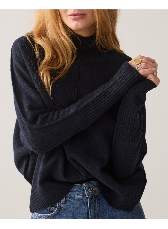 7s8043-70088 495 Summum Batwing sweater Soft melange knit Midnight blue